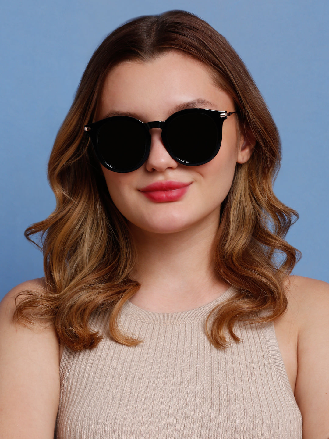 š¶ļø RetroGoods⢠Black Luxe ā Bold. Sleek. Effortlessly Cool