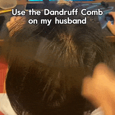 Dandruff-Eliminating Massage Comb by RetroGoods