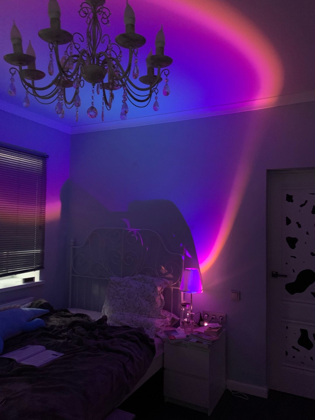 Sunset Lamp by RetroGoods™ with 16 Colors in 1, with Remote (PREMIUM QUALITY)