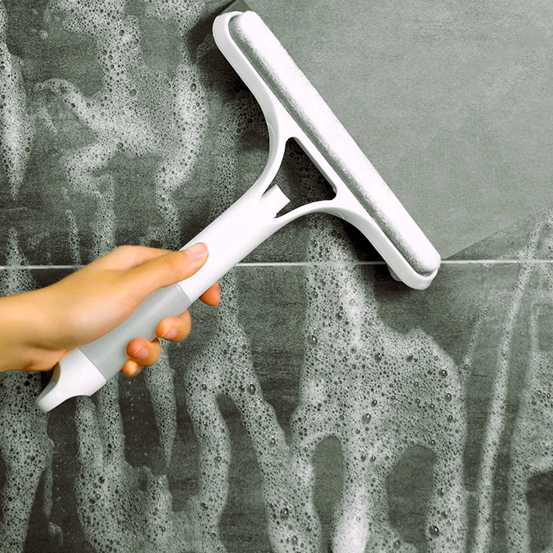 3 In 1 Window Cleaning Wiper by Retrogoods