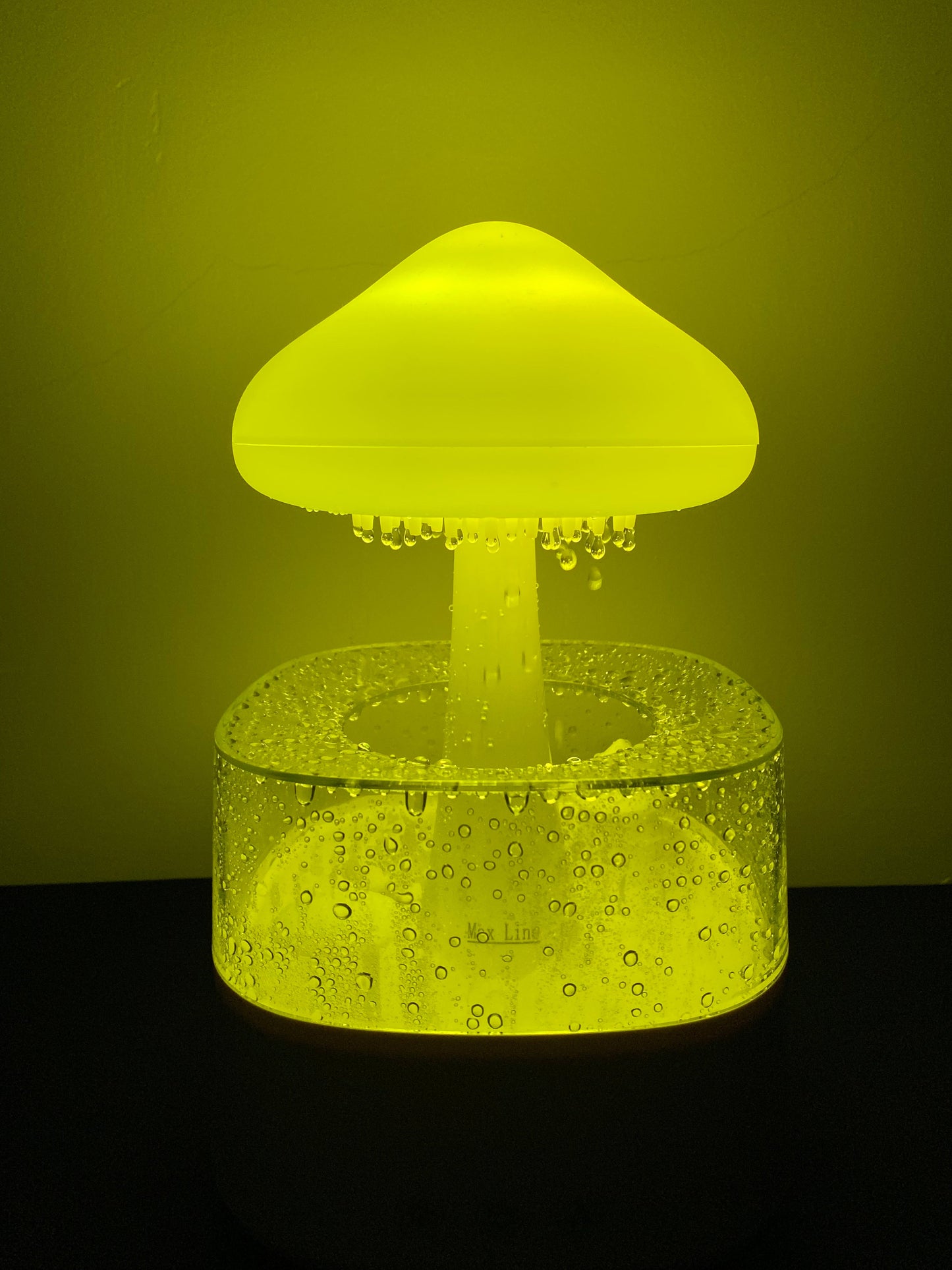 Rain Diffuser Humidifier Lamp by RetroGoods™